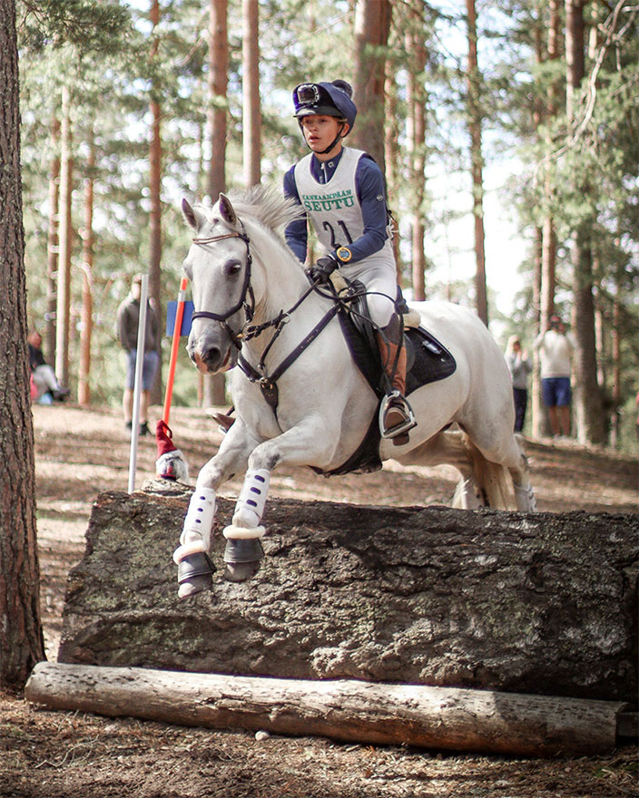 Sakari, kenttäratsastus